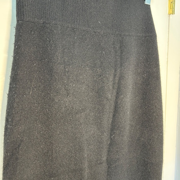 NWOT Quince Women's Mongolian Cashmere Midi/Maxi Skirt Black L - Picture 3 of 4